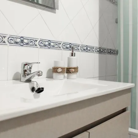 Lovely Oceanview House Apartament