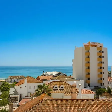 Lovely Oceanview Beach House *