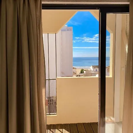 Lovely Oceanview House Апартаменты